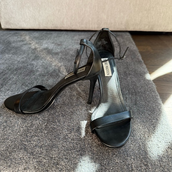 Steve Madden Stecy Black Strappy Heels Size 8.5 - Picture 3 of 5